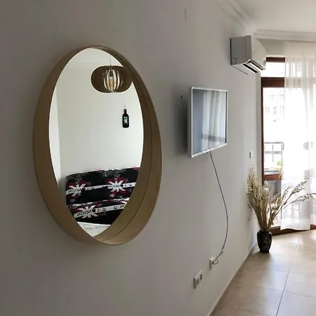 Fregata Complex Marina Apartman *