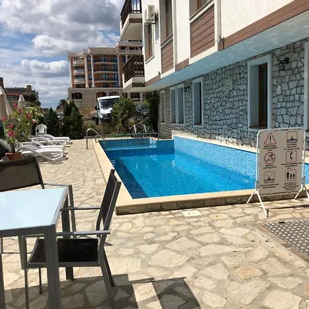 アパート Fregata Complex Marina